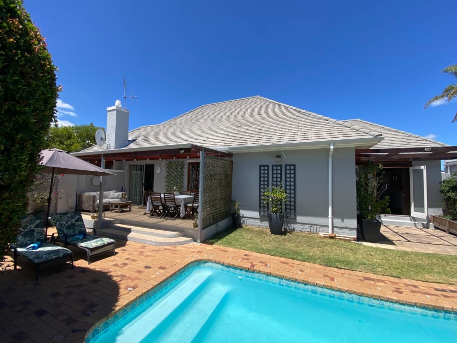 4 Bedroom Property for Sale in Plumstead Western Cape